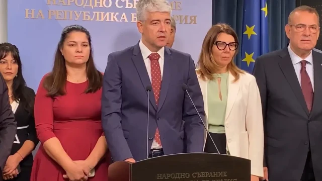 halilov-cvetan-vasilev-posochi-zaemi-za-500-mln-leva-kam-ktb-svarzani-s-delqn-peevski-kade-e-prokuraturata 16 08 2024